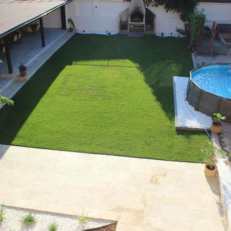 فيلا Orşovaفي Pretty Garden المظهر الخارجي الصورة
